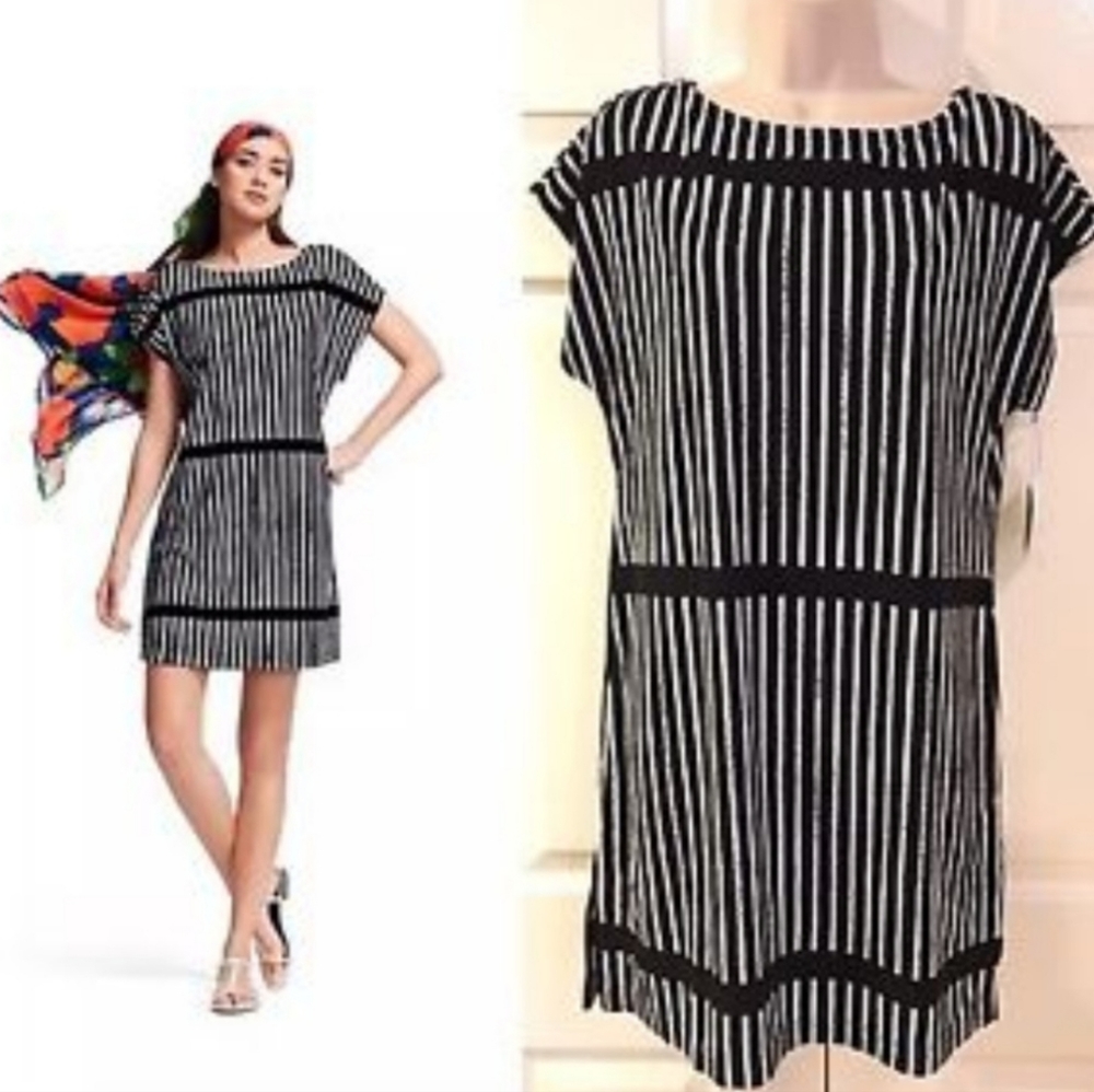🆕️Marimekko Black & White Striped Dress / Cover-Up